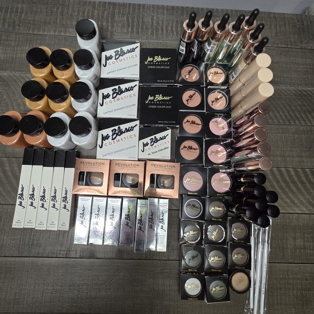 Makeup Revolution & Joe Basco Collection